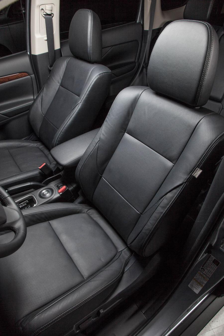  Mitsubishi Outlander 2014 года  (фото 63 из 136)
